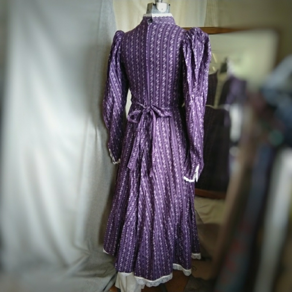 SOLD Vintage Gunne Sax Prairie Gibson Girl - Picture 6 of 6